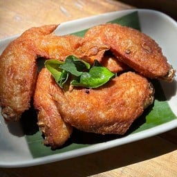 ไก่ทอดน้ำปลา