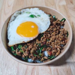 กะเพราหม่าล่า&ไก่เทอริยากิ- หางดง เชียงใหม่