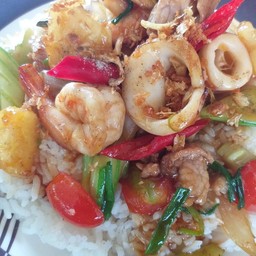 ผัดเปรี้ยวหวาน