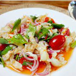 ยำเล็บมือนาง