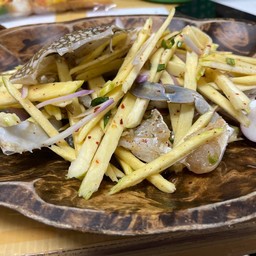 ยำมะม่วงปูม้า