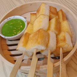 ปังเสียบครีมชอ๊คโกแลต