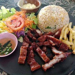 ข้าวผัดไข่หมูทอด