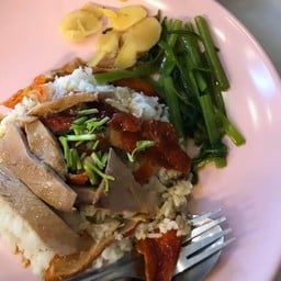 ดาบสอ ข้าวหน้าเป็ด @ตลาดมั่งมีมาร์เก็ต