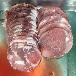 สันคอหมู