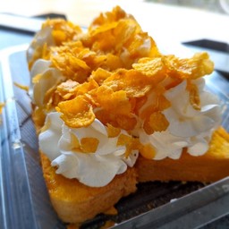 ปังปิ่ง+วิปครีม+คอนแฟรก