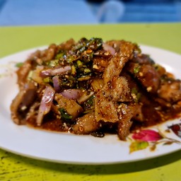 น้ำตกหมู
