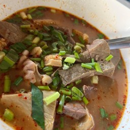 ต้มแซ่บเนื้อ