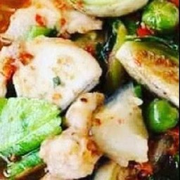 แกงอ่อมไก่