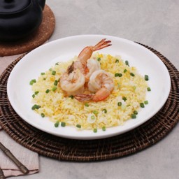 ข้าวผัดกุ้งแชบ๊วย