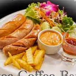 ไส้กรอกสามเกลอ