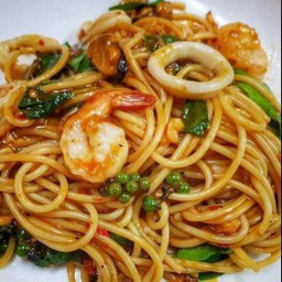 มาม่าผัดขึ้เมา