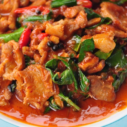 พริกแกงหมูชิ้น(กับข้าว)