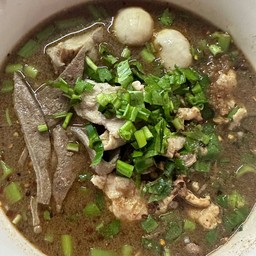 ก๋วยเตี๋ยวหมู