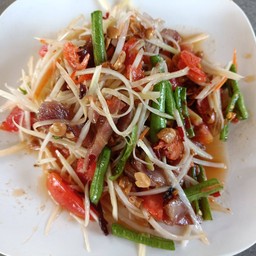 ส้มตำหมูตกครก