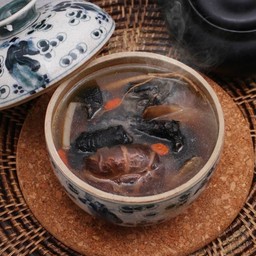 ซุปไก่ดำตุ๋นยาจีน (รสชาติกลมกล่อม เนื้อไก่ดำนุ่มๆ) เมนูเพื่อสุขภาพ