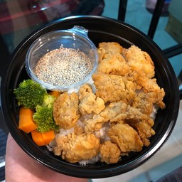 ข้าวไก่ทอดซอสเทอริยากิ