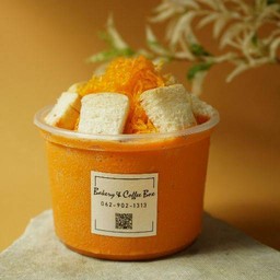 ปังเย็นนมหมีชาไทย Lm