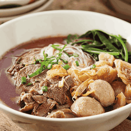ก๋วยเตี๋ยวเนื้อน้ำตก