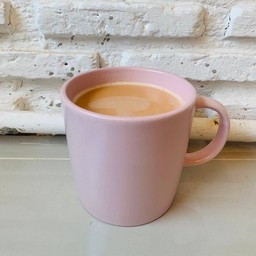 ชาไทยนมสด (ร้อน)