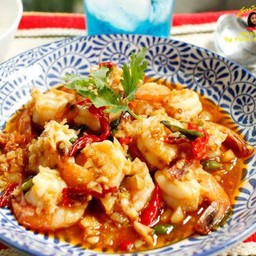 ข้าวกุ้งผัดพริกขี้หนู