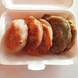 แป้งสดไส้เผือกลูกกลมทอดกรอบ