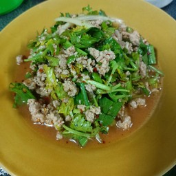 ร้านตำต้นไทร บ้านลิพอน