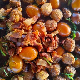 ต้มไข่พะโล้