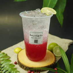 น้ำแดงมะนาวโซดา LM