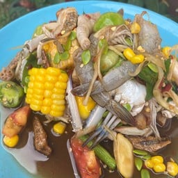 เจ๊รัตน์ส้มตำ - หอมปลาเผา- ปิ่นโต ดี คาเฟ่ เจ้รัตน์ไม่มีสาขา