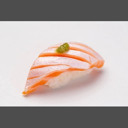 ซูชิท้องแซลมอน