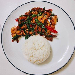 ข้าวกะเพรา MooRitz Size พิเศษ