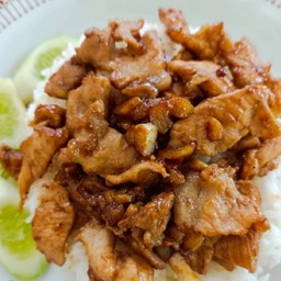 หมูกระเทียมพริกไทย