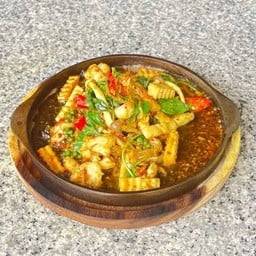 ผัดฉ่า  กะทะร้อน (ဖက်ချာ ငါးခန်)