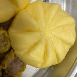 ซาลาเปาไส้ครีม