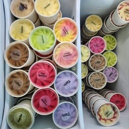 Very Raspberry ไอศครีมโฮมเมด