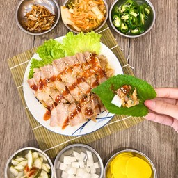 โพซัม หมูนึ่งห่อผักสไตล์เกาหลี