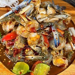ยำนัวปูม้าน้ำปลาร้า