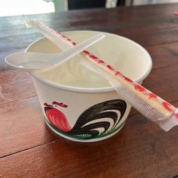 ถ้วยช้อนตะเกียบ