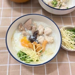 โจ๊กทุกอย่าง+ใส่ไข่