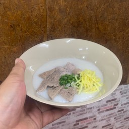 โจ๊กหมูเด้ง+ตับ (ไม่ใส่ไข่ครับ)