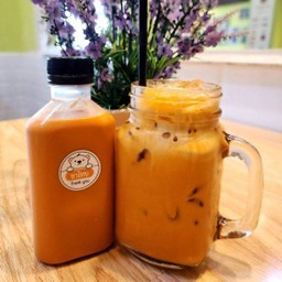 น้ำชาไทย