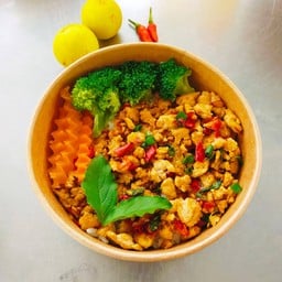 ข้าวกระเพราหมู(สับ)พริกจินดาแห้งไซส์ L