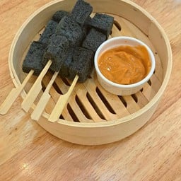 ปังปิ้งชาโคลเสียบไม้ รสชาไทย