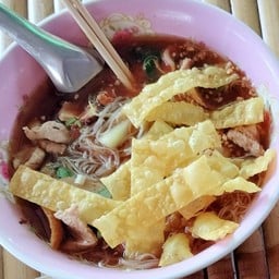 เย็นตาโฟเนื้อ