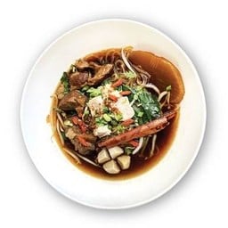 รุ่มรวยก๋วยเตี๋ยวไก่ สาขาคลองเตย