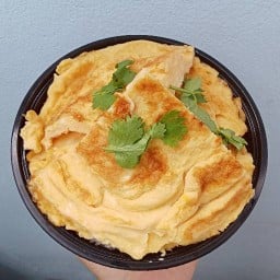 ข้าวหมูทอดกระเทียม