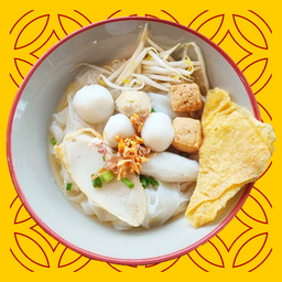 ก๋วยเตี๋ยวลูกชิ้นปลา