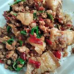 กะเพราหมูสามชั้น+หมูสับ