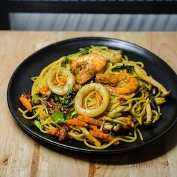 สปาเก็ตตี้ขี้เมาทะเล